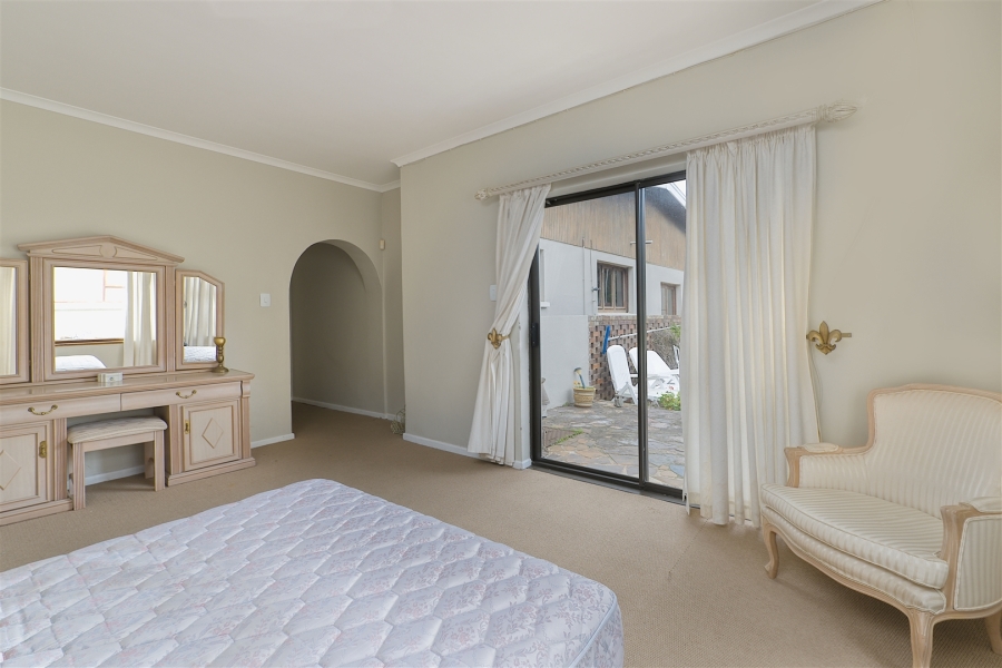 4 Bedroom Property for Sale in Walmer Eastern Cape